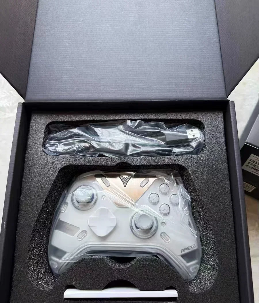 Auf Lager 2026 NEUER Flydigi APEX 5 Feedback Elite Gaming Controller für PC/TV/Mobile BT Wireless Gamepad mit Ladestation