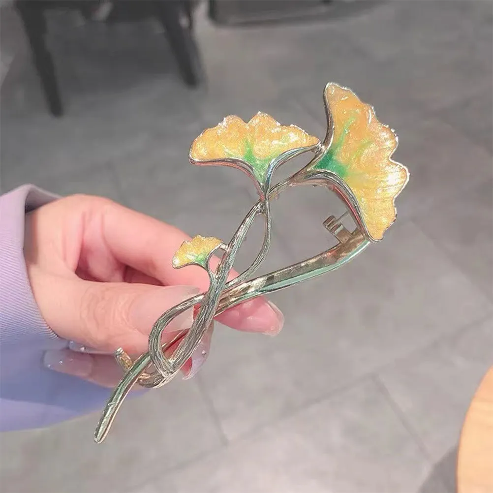 

2Pcs Ginkgo Leaf Hair Clip Stylish Leaf Hairpin Hair Bun Clips for Special Occasions Wedding Banquet Office School Use