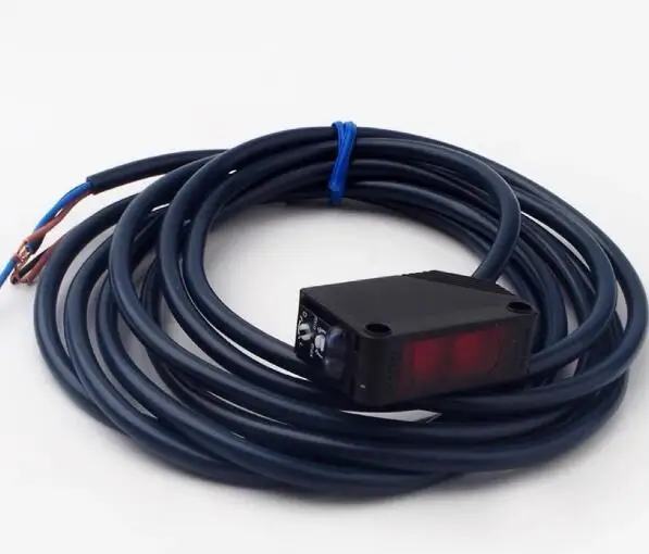 E3Z-B61 62 B67 81 D61 D82 D86 D87 D82K Photoelectric switch sensor new original