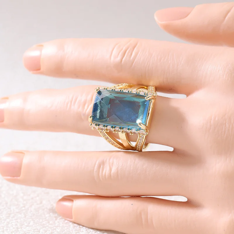 Hollow Out Rectangular Wide Face Women's Ring Inlaid Sea Blue Cubic Zirconia Shinny Ring Luxurious Elegant Jewelry Accessory
