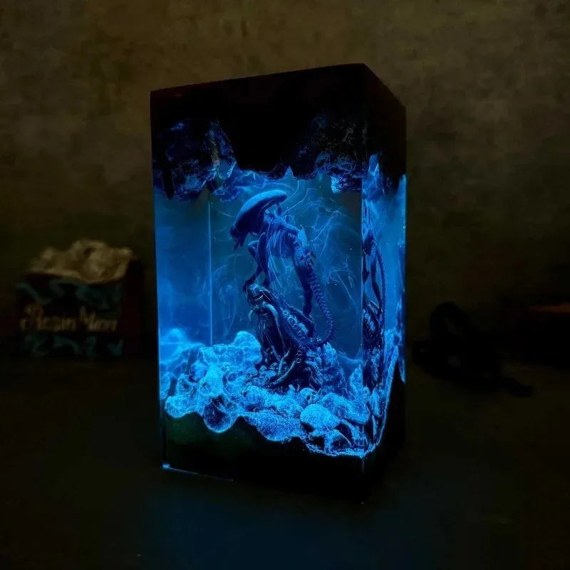 Space monster peripheral alien epoxy night light gift for movie lovers