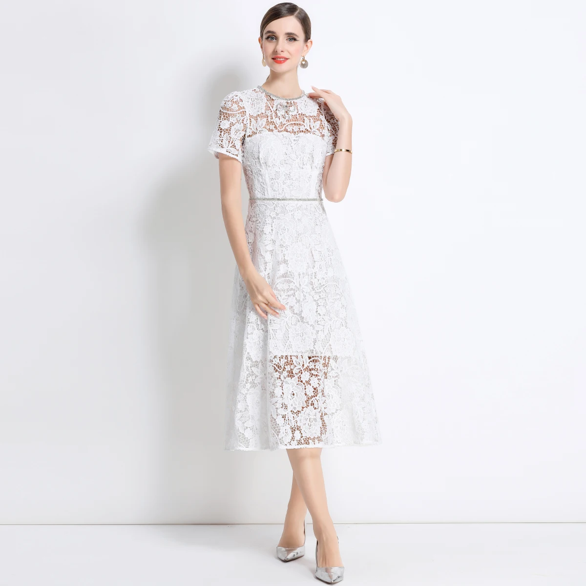 Moda verão manga curta vestidos de renda para mulheres magro o-pescoço vestido feminino oco para fora vestido feminino vestidos de verano mujer q383