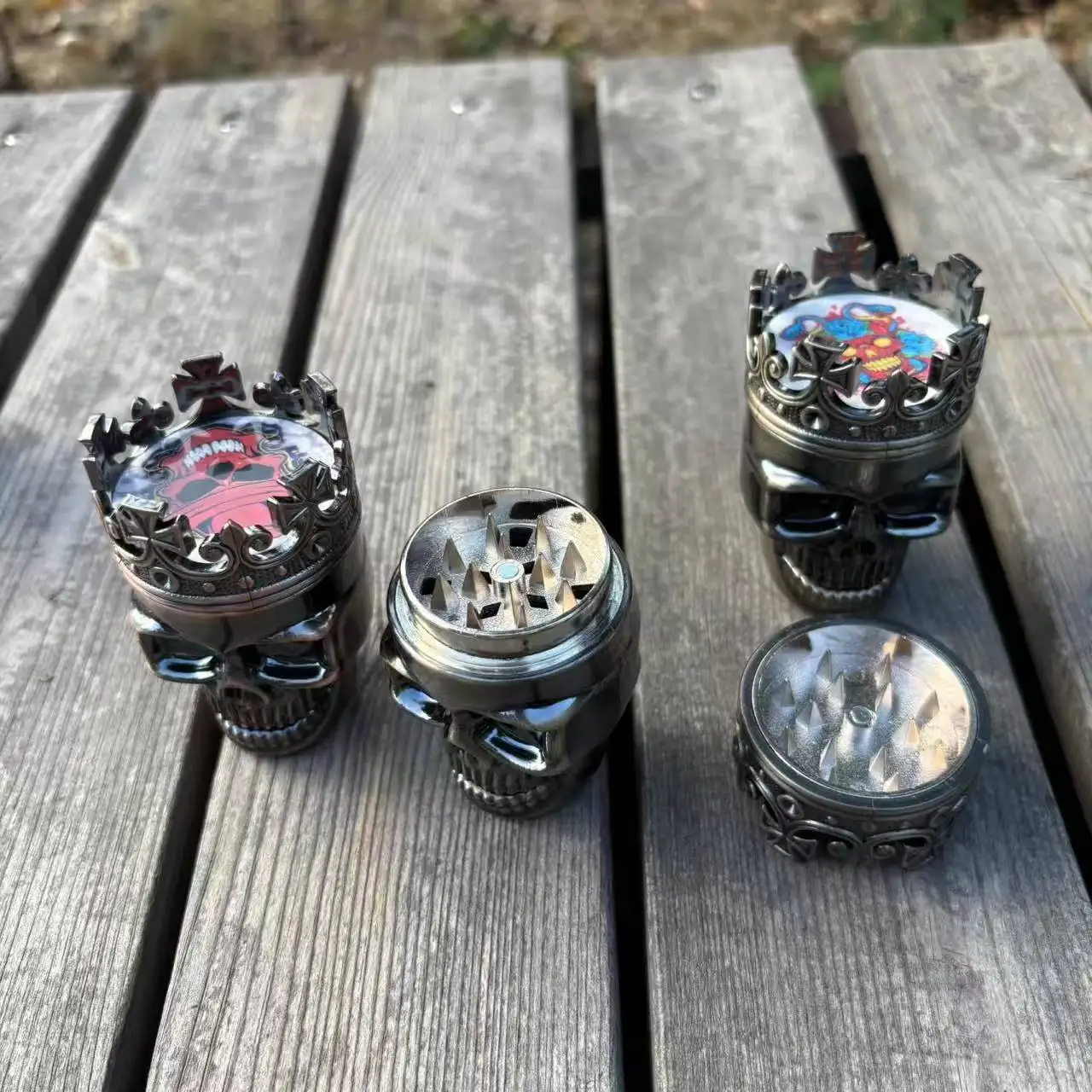 New 47mm diameter plastic crusher, three-layer skeleton shaped crusher, plastic set