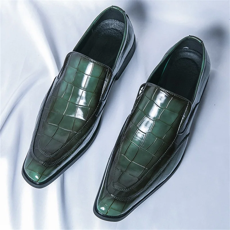 New Arrival Designer Fashion Men Green Blue Black Chelsea Casual Shoes Formal Wedding Dress Homecoming Footwear Zapatos Hombre