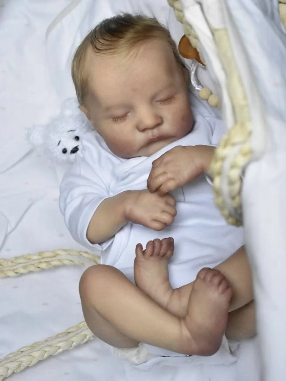 Cokela 19 cali/48 cm Realistyczna Lalka Reborn z Miękkiego Silikonu z Ręcznie Wszytymi Sztucznymi Włosami