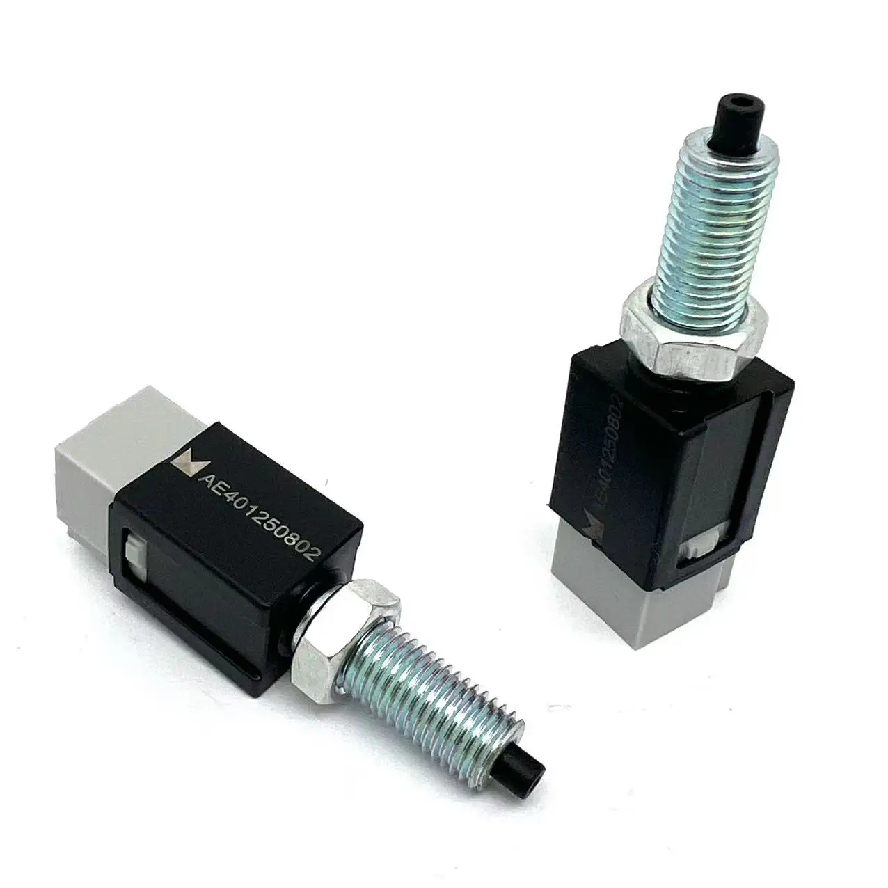 

Linde 7915499760 Brake Switch for Forklift | Brake Microswitch | Compatible with Linde 1216, 1218, 1219, 1283, 1285 Series