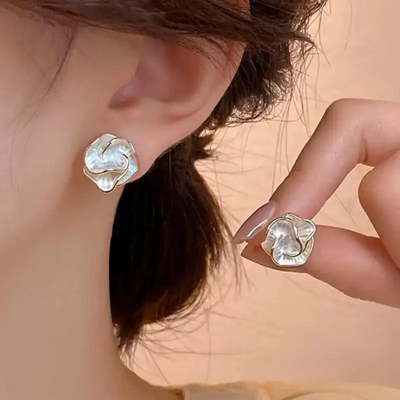 925 Silver Needle Vintage Purple Oil Dropping Flower Earrings For Women Jewelry 2026 Trending French Women\'s Pearl Stud Earrings