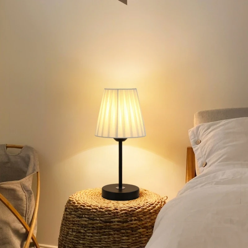 

Bedroom Dining Table Lamp Nordic Decoration Living Room Ambient Table Lamp Night Lron Lighting Декоративные Лампы MHZSD