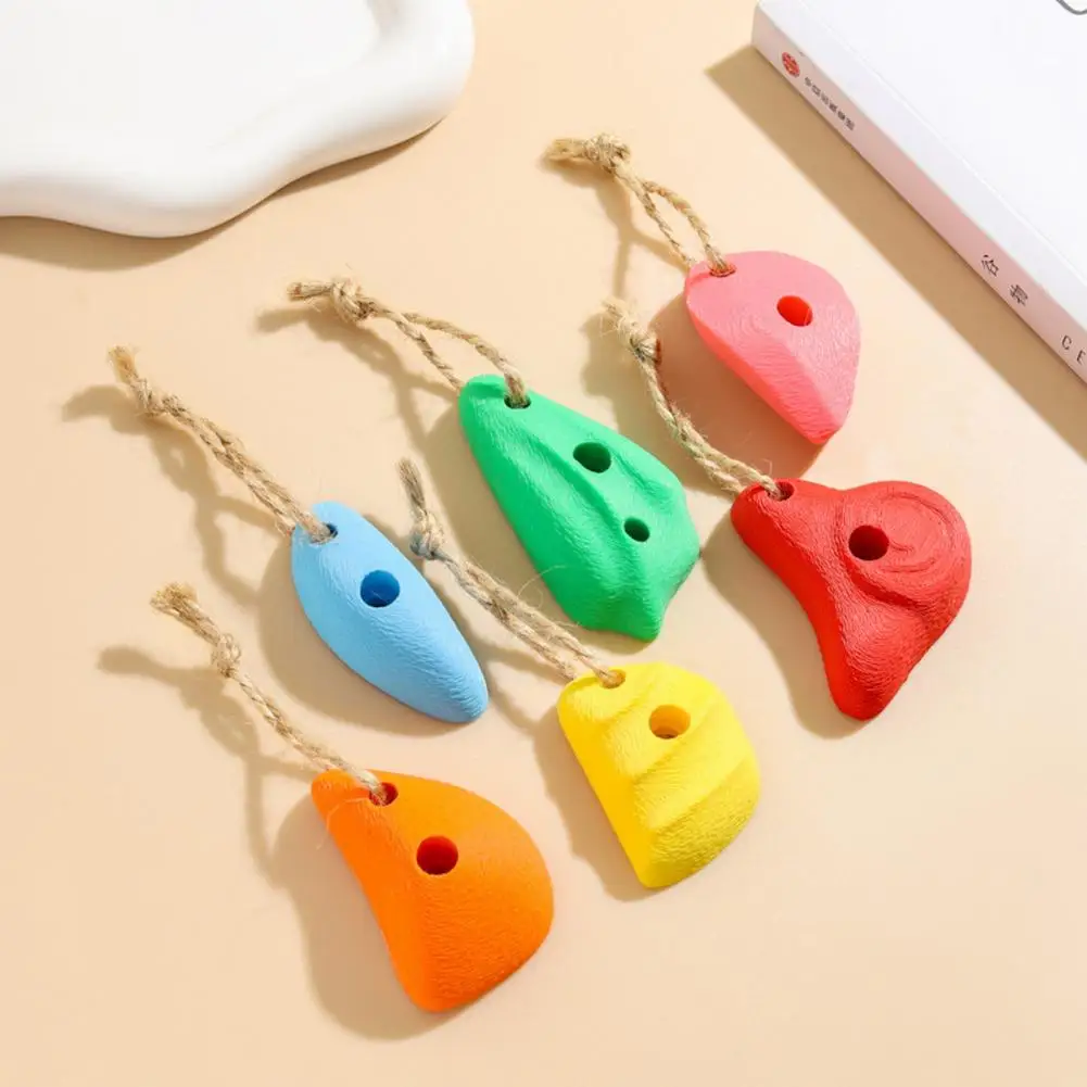 Outdoor Enthusiast Keychain Mini Rock Climbing Keychain Pendant Outdoor Enthusiasts Backpack Charm Sporty Hanging for Adventure