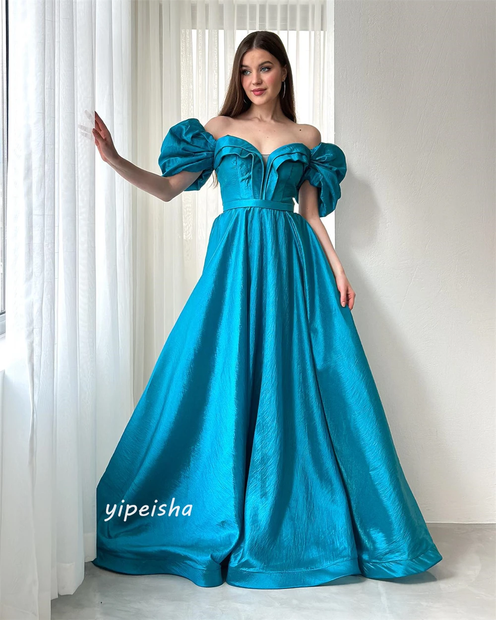 Jiayigong    Satin Christmas Ball Gown Off-the-shoulder Bespoke Occasion  Floor Length