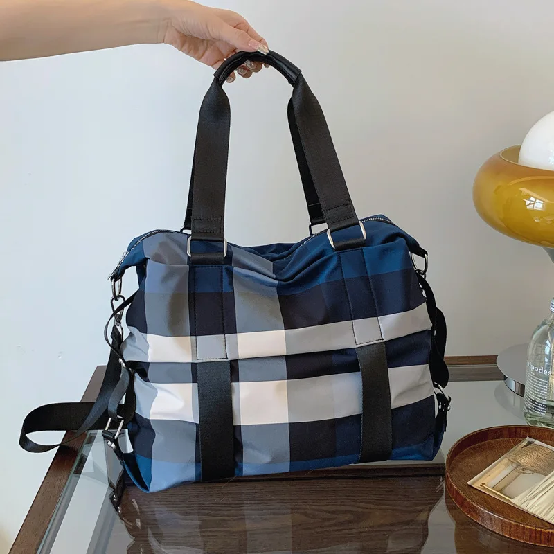 

Новая женская сумка-тоут с цветными блоками, вместительная сумка через плечо с регулируемым ремешком, универсальная для работы и повседневного использования