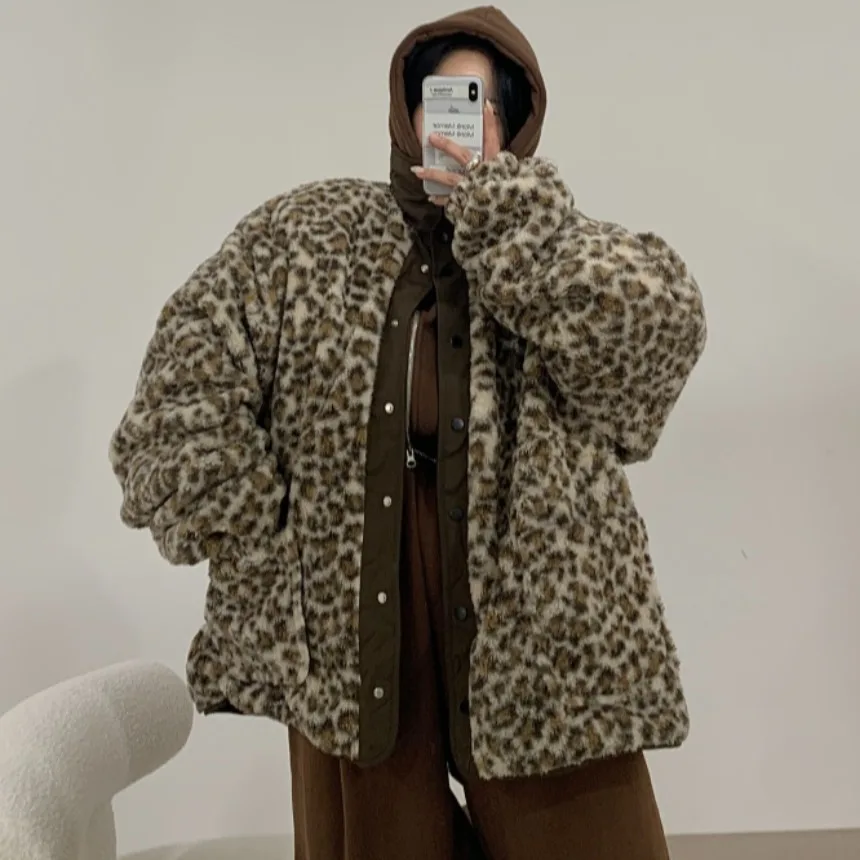 Ladies Chic Versatile Vintage Warmth-Laden Medium-Length Lamb Fur Jaet Autumn Winter New Sle Faionable Age-Defng Oute...