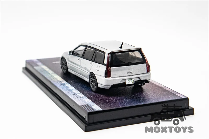 Tarmac Works 1:64 Lancer Evolution Wagon Silver Diecast Model Car