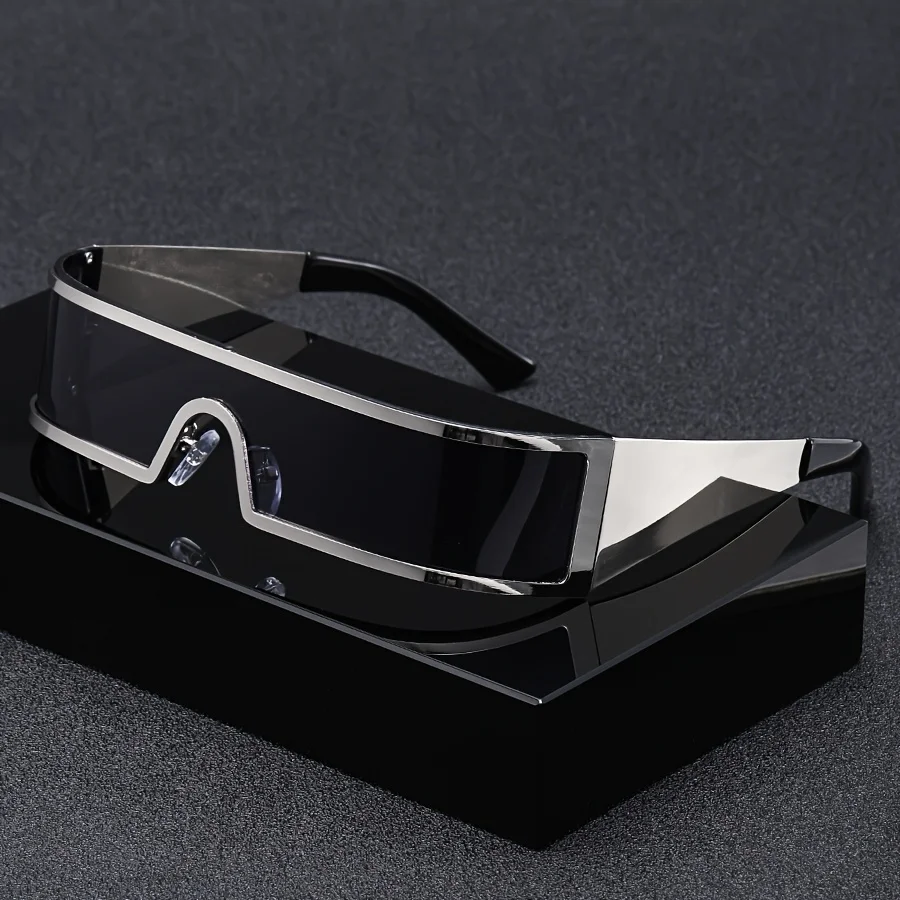 Cyberpunk Style Men…