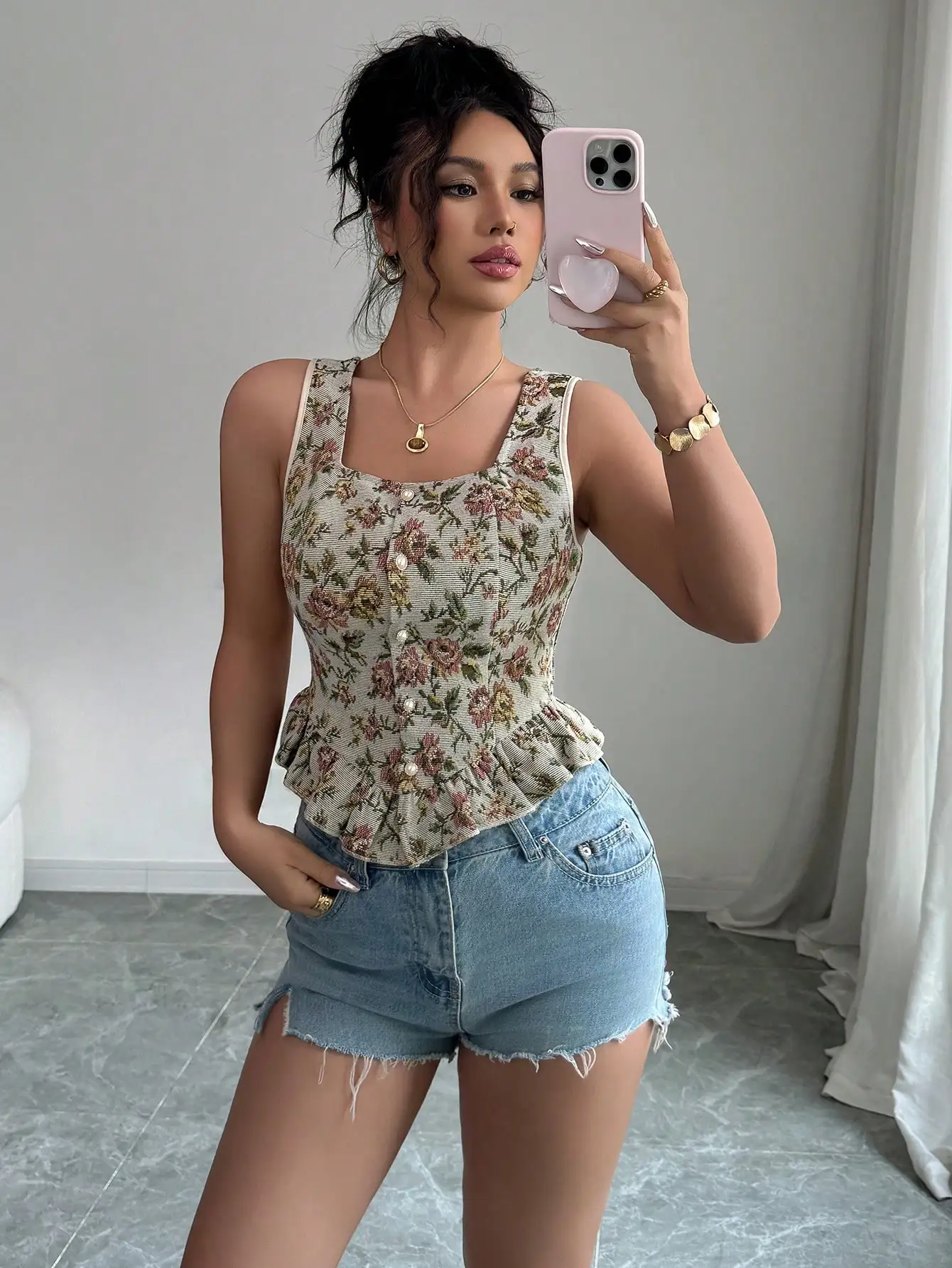 Blusa Feminina Vintage Floral Jacquard com Decote Quadrado e Peplum - Top Cropped Elegante com Botões de Pérola e Cintura Franzida Sem Mangas para Escritório