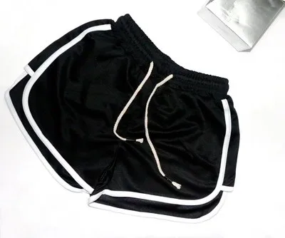 Three-quarter pants black