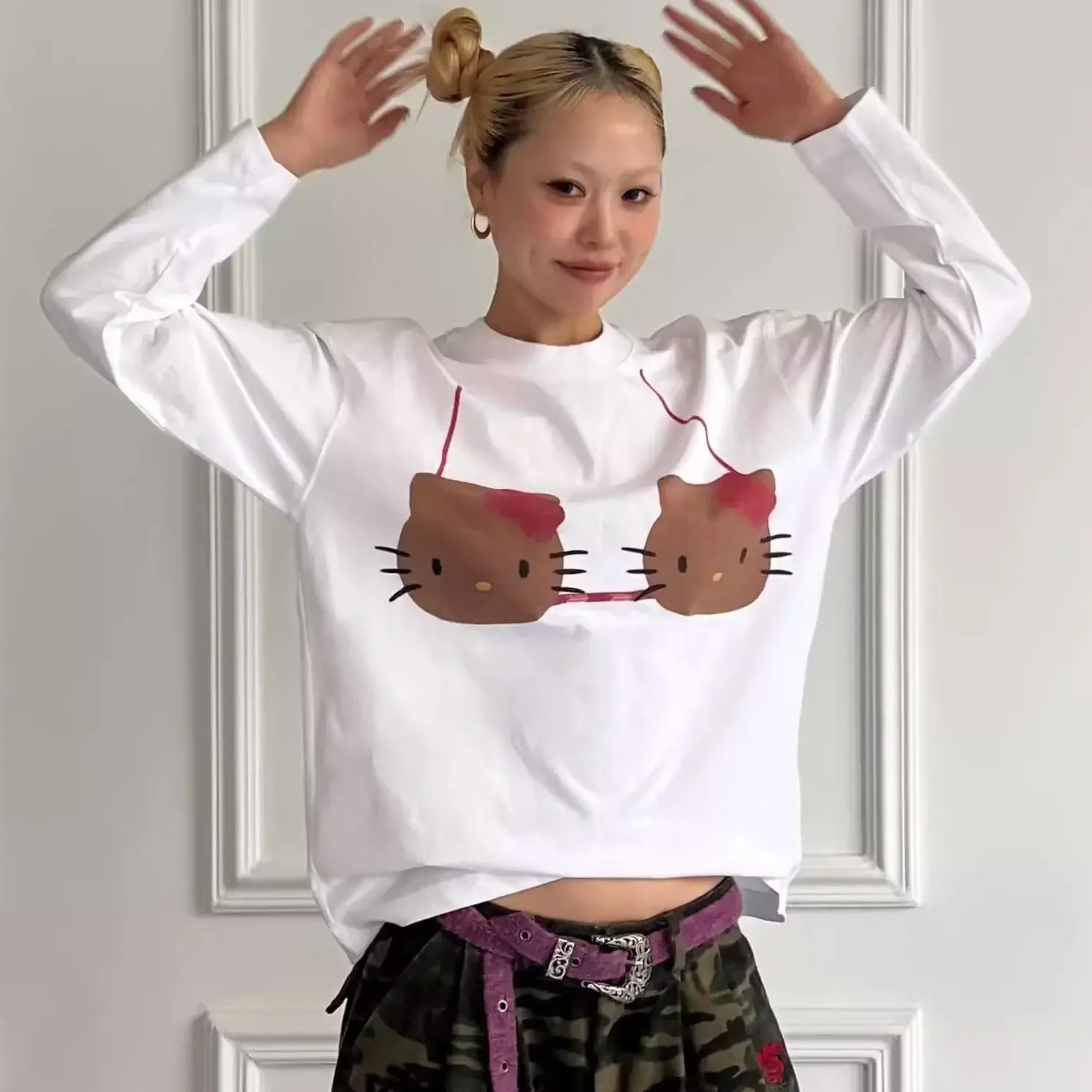 سانريو مضحك مرحبا كيتي ملابس منقوشة بكم طويل تي شيرت Y2k أنيمي Kawaii المرأة قميص قطني بكم طويل لطيف فتاة القلب جولة الرقبة أعلى