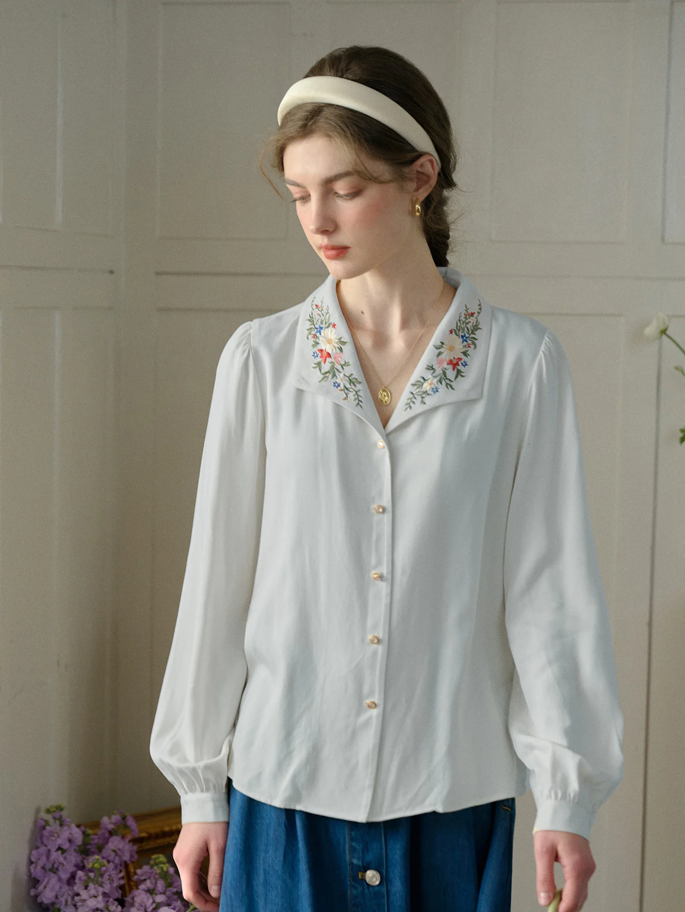 

Simple Retro 100% Viscose Embroidered Clashing Buttons Women's Casual Long Sleeve Shirt