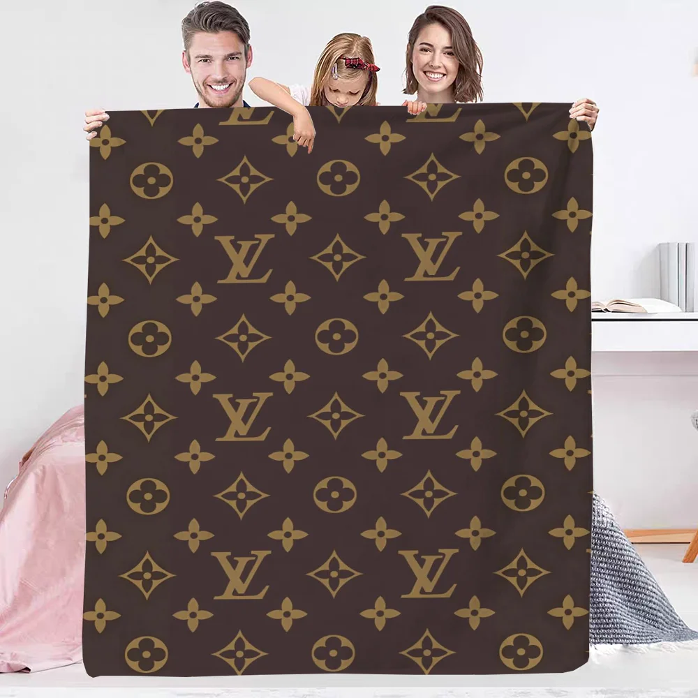 V-vuitton Throw Blanket Winter Blanket for Sofa Baby Blankets and Throws Bedspread on the Bed Downy Warm Knee Fluffy Fleece Cute