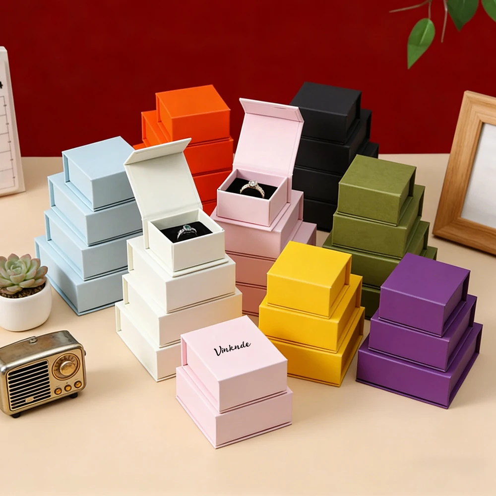 

20Pcs Personalized Logo 6x6x3.5cm Jewlery Magnet Flip Box Bracelet Necklace Ring Earrings Pendant Pearl Bangle Gift Organizer