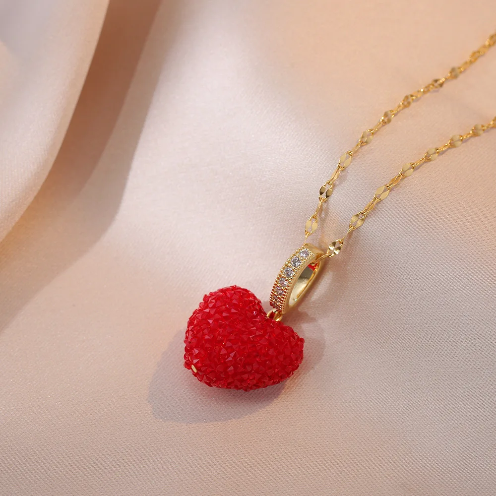 Gorgeous Candy Color Heart Pendant Necklace Women Engagement Wedding Bridal Necklaces Brilliant CZ Girls Statement Jewelry