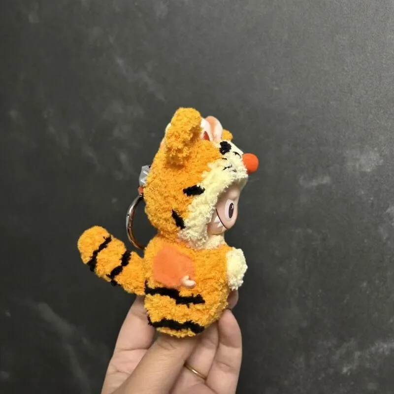 Für Labubu Clothes 4.0 Ghost Outfit Glow In The Dark – Tiger und Koala Halloween-Kostümzubehör, Puppenkleidung, nur Geschenk