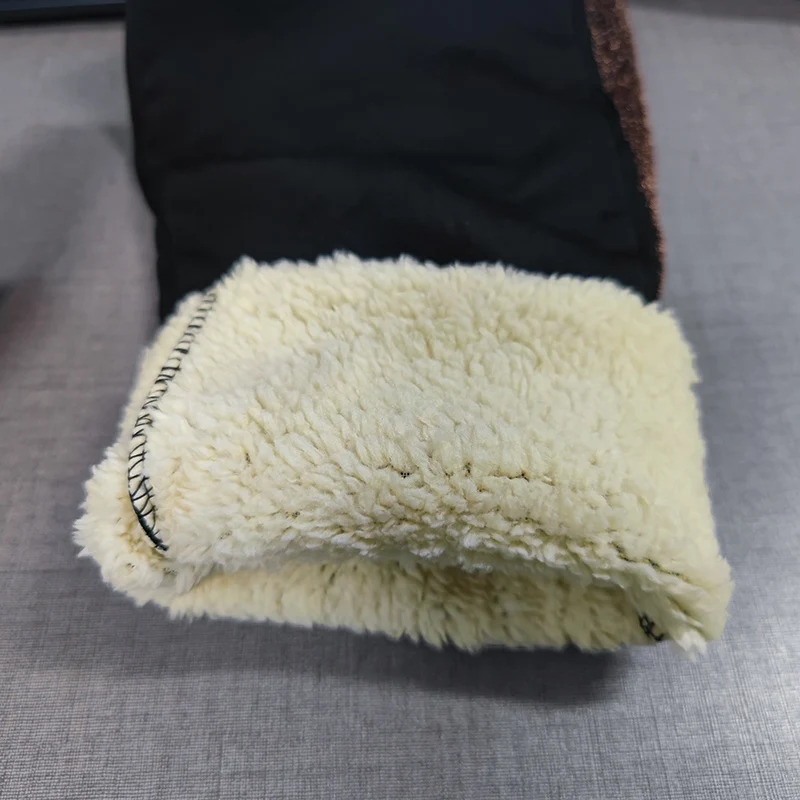 Pantaloni a matita in peluche di lana di agnello in pile Pantaloni sportivi spessi con coulisse di base Pantaloni lunghi casual neri con rifiniture dorate Abbigliamento donna invernale