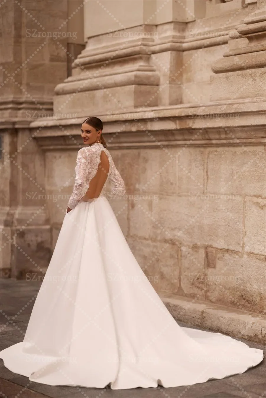 Hoge hals kant satijn Boho A-lijn zakken trouwjurk open rug lange pofmouwen strand bruidsjurk met trein op maat gemaakt