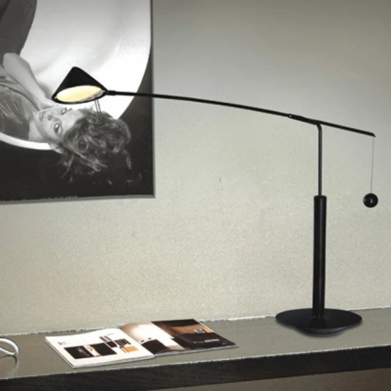 Nordic Minimalist Black Long Pole Metal Floor Lamp Adjustable Standing floor Light Living Room Bedroom Standing Lamp