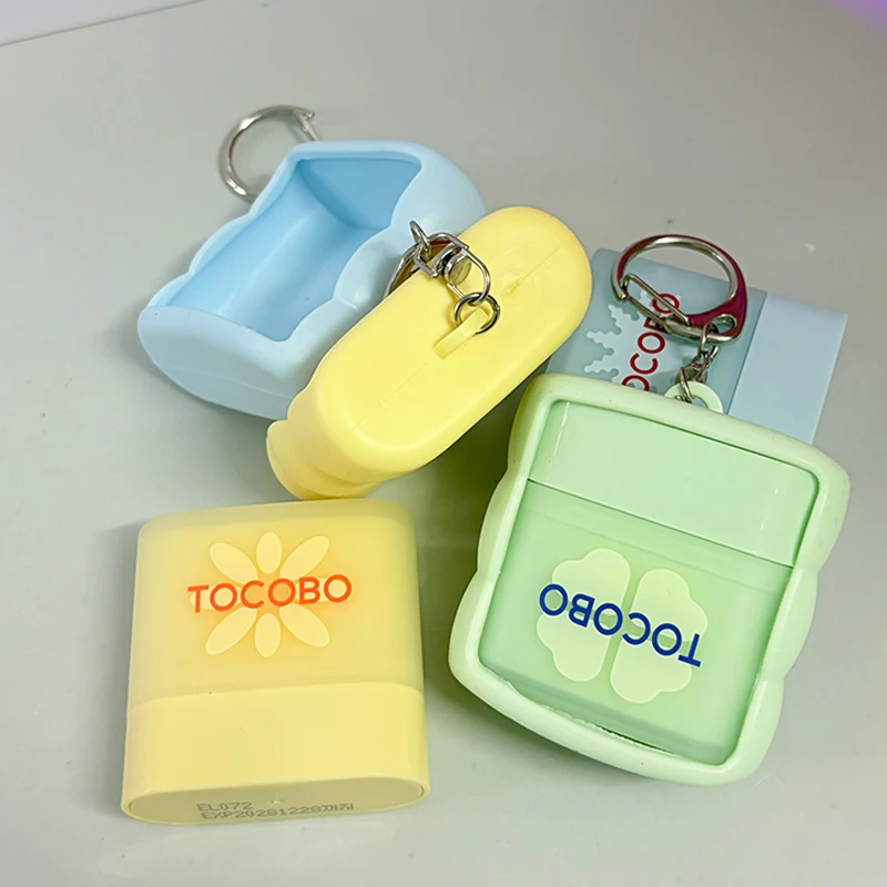 TOCOBO Hydrating Essence Centella Asiatica Sunscreen Keychain Lip Mask Mild Refreshing Non‑greasy Easy‑to‑apply Sunscreen Stick view 4
