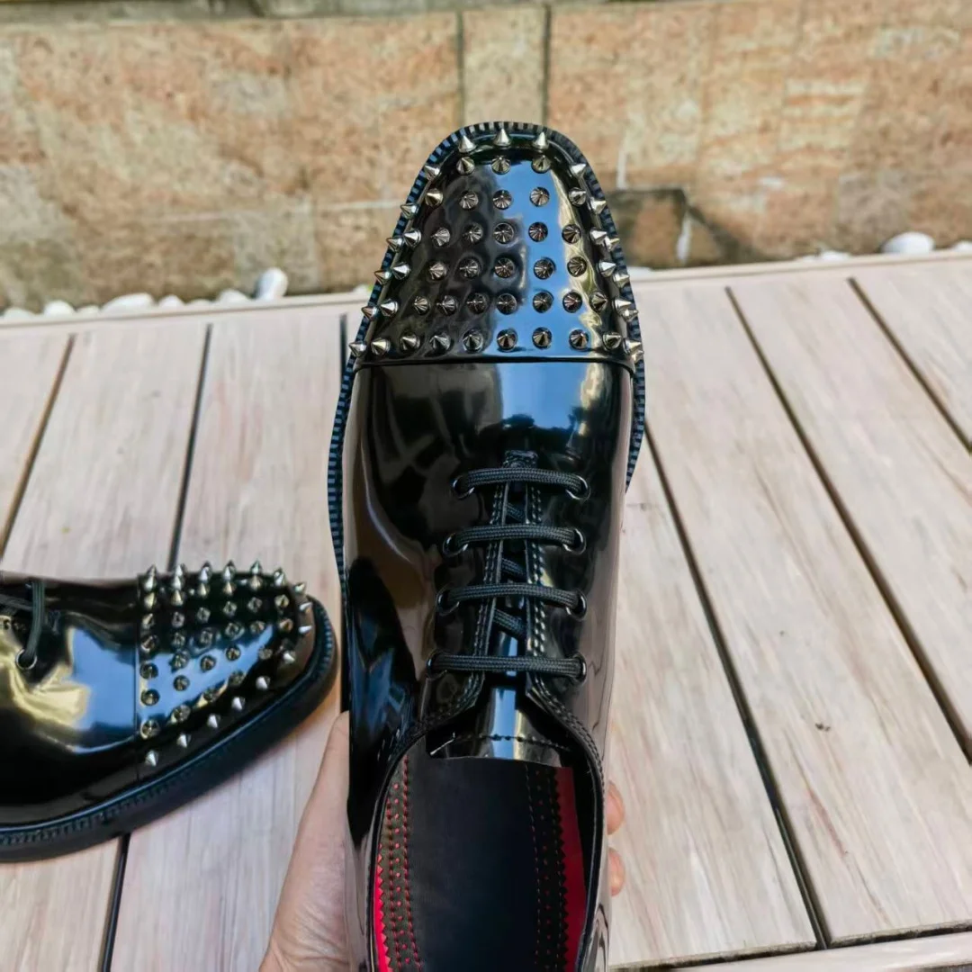 Silver Rivets Decorate Round Toe Men's Loafers Black Patent Leather Shoes Red Sole Lace-Up Chunky Low Heels Business Gentleman