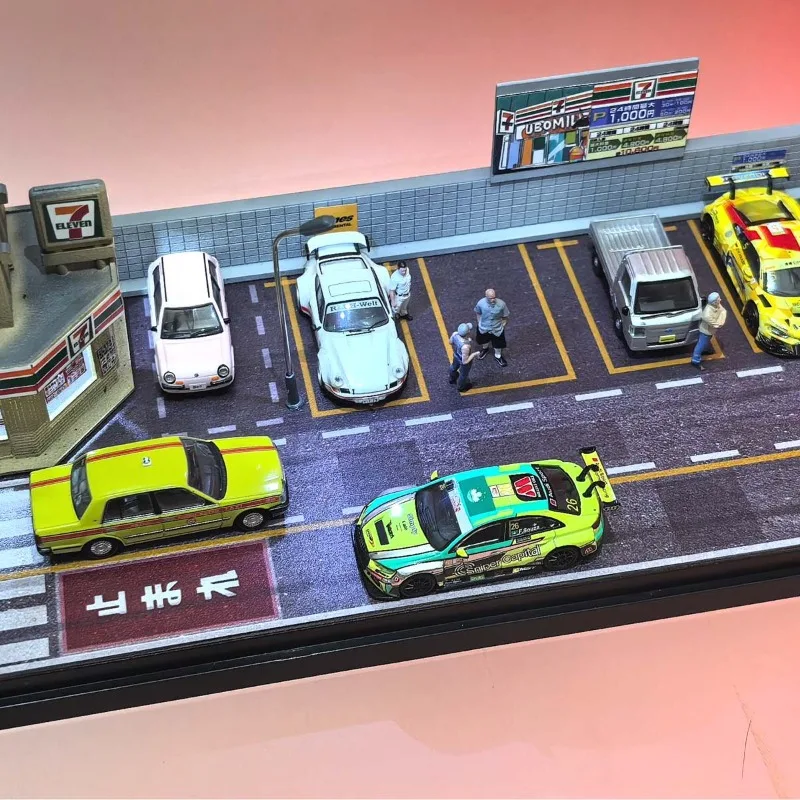 MAGIC CITY 1:64 Magic City Scene 711 Parking Lot Elevated Bridge Rally Muddy Car Model Scene Ornament Enthusiast Collection