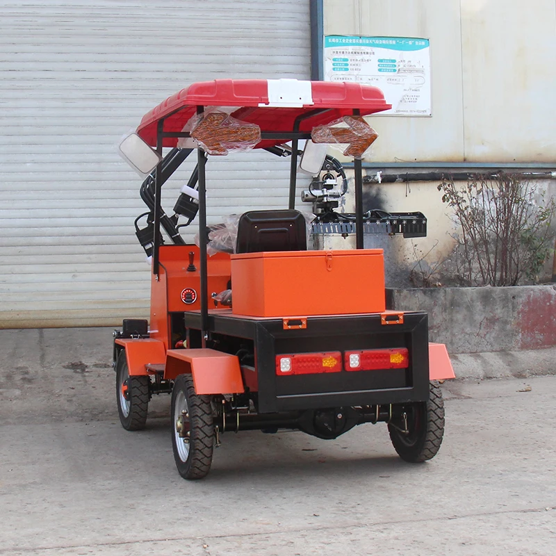 Taille-haies autoporté sur véhicule, moteur essence 14 CV, lame de 1100 mm, pour le contrôle de la végétation des autoroutes urbaines