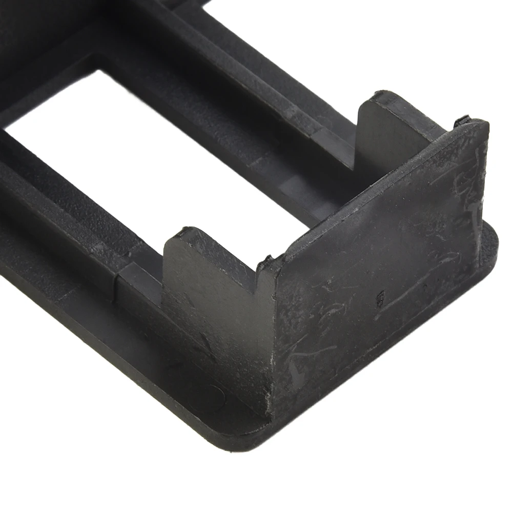 

Water Drainage Clips Solar Panel 10pcs 30/35/40mm Black Cleaning Clips For Water Drain Photovoltaic Panel Plastic