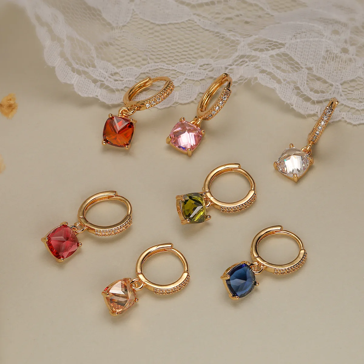 GANPUP Luxuriöse farbige AAA-Zirkonia-Ohrhänger für Damen, Nischenmode-Ohrschmuck, Accessoires, Geschenk für Partys – Detail 2
