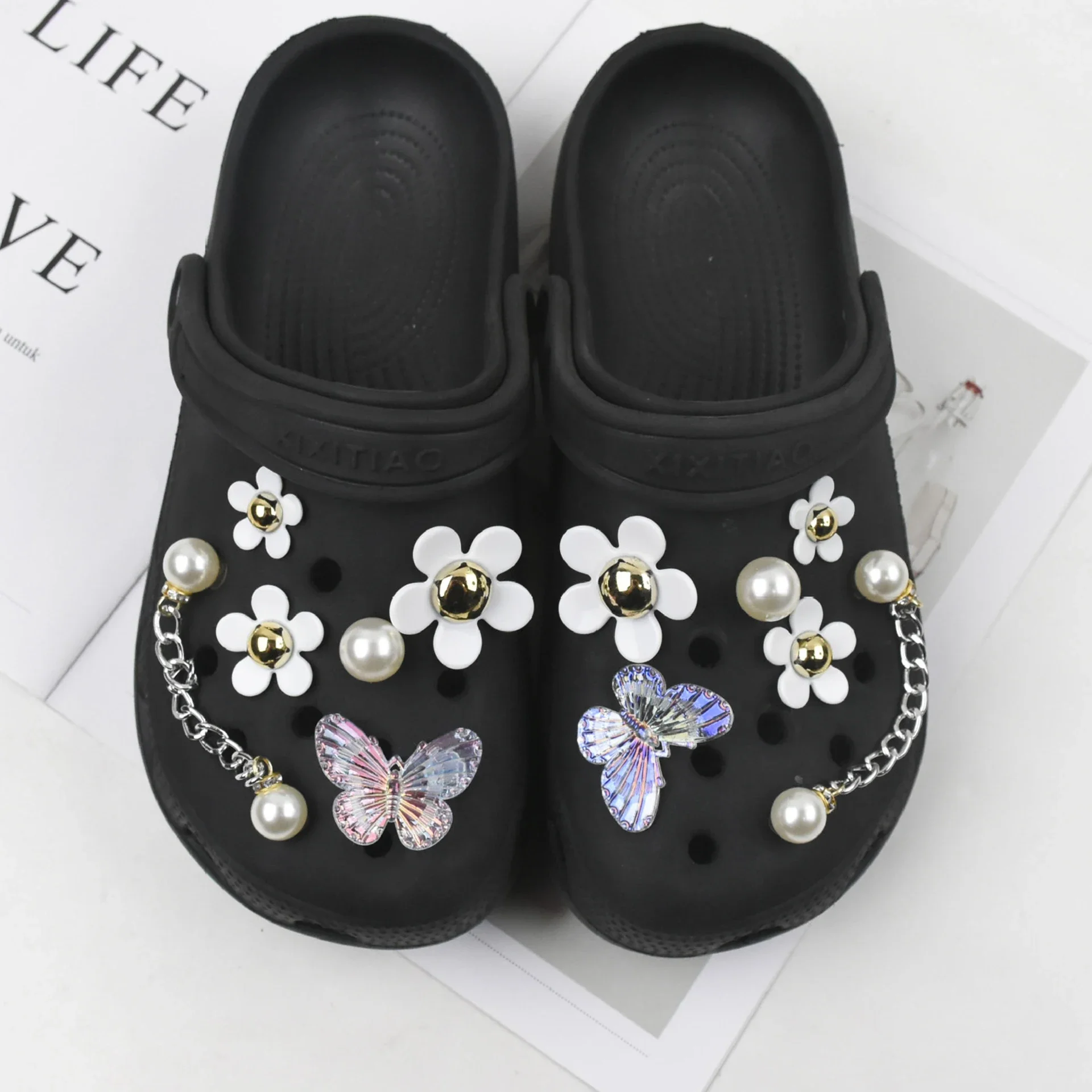 Butterfly Flower Pearl Chain Shoe Charms Designer DIY Cute Shoes Decaration Party Accessories Clogs Kid Boy Women Girls Gifts