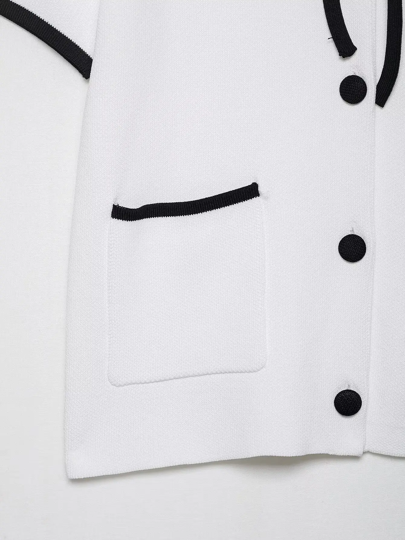 2025 inizio autunno francese piccola fragranza stile collana cardigan a maniche corte lavorato a maglia con lacci nuova top da donna