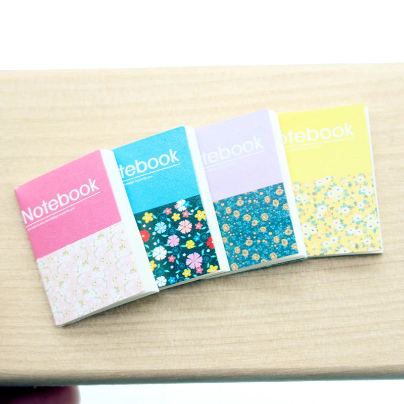 4Pcs/Set Mini Cartoon Exercise Book Model For Dollhouse Accessories Study Decoration Miniature Items Doll House Holiday Gifts