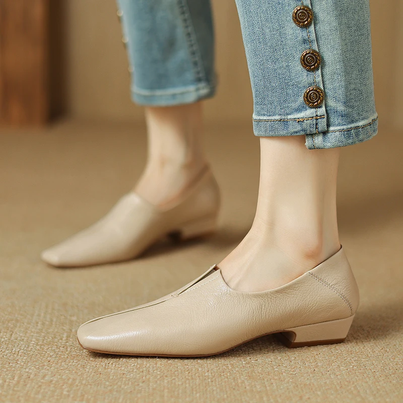 2024 New Arrival Soft Genuine Leather Women Heels Shoes Square Toe Comfortable Fashion Casual Low Heel Shoes Four Seasons Shoes