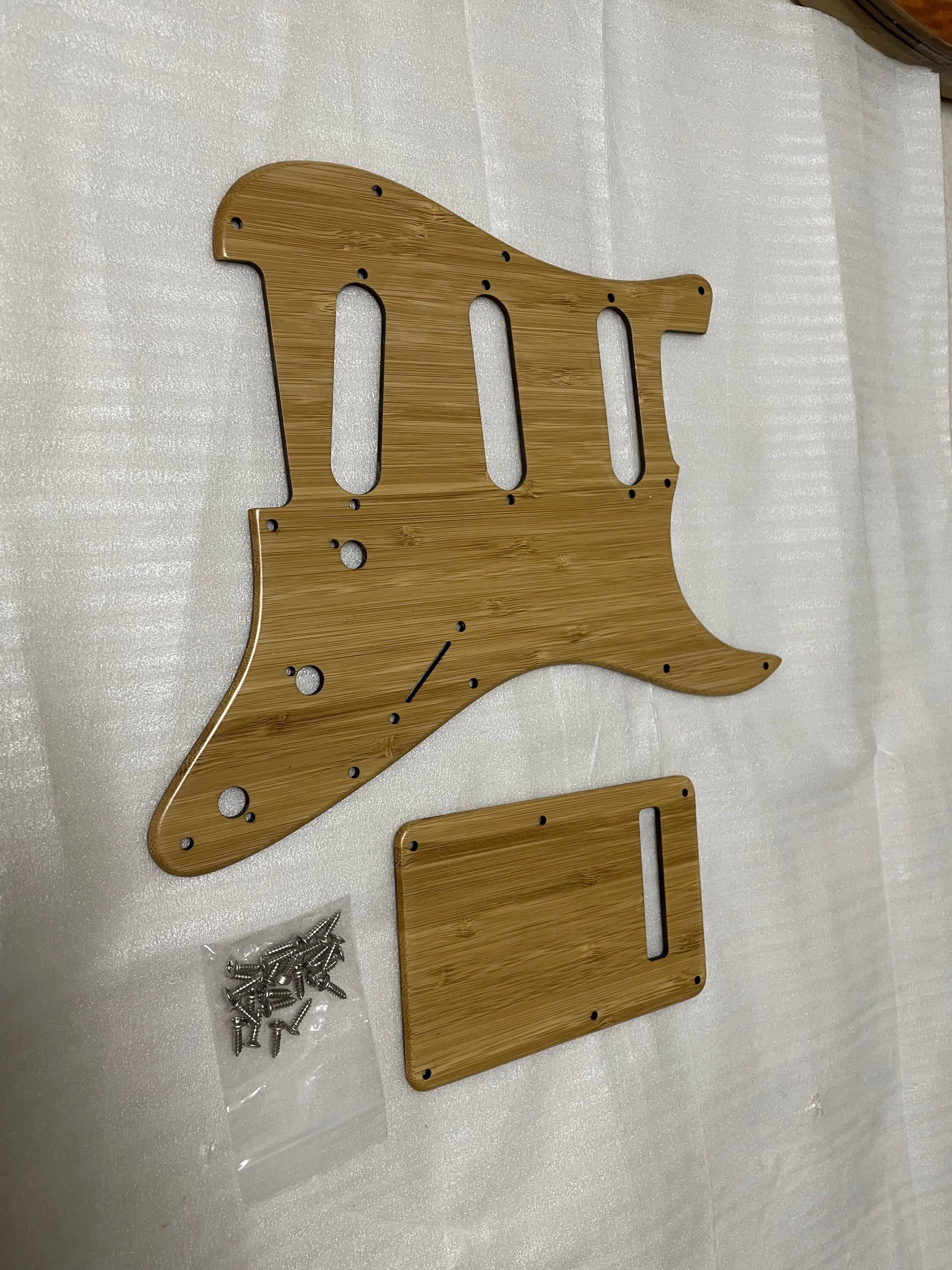 Electric Guitar Pickguard, SSS Guitar Scratch Plate, Back Plate & Screws, ST Guitar Parts, 3 Ply Rare Solid Bamboo, 11 Holes