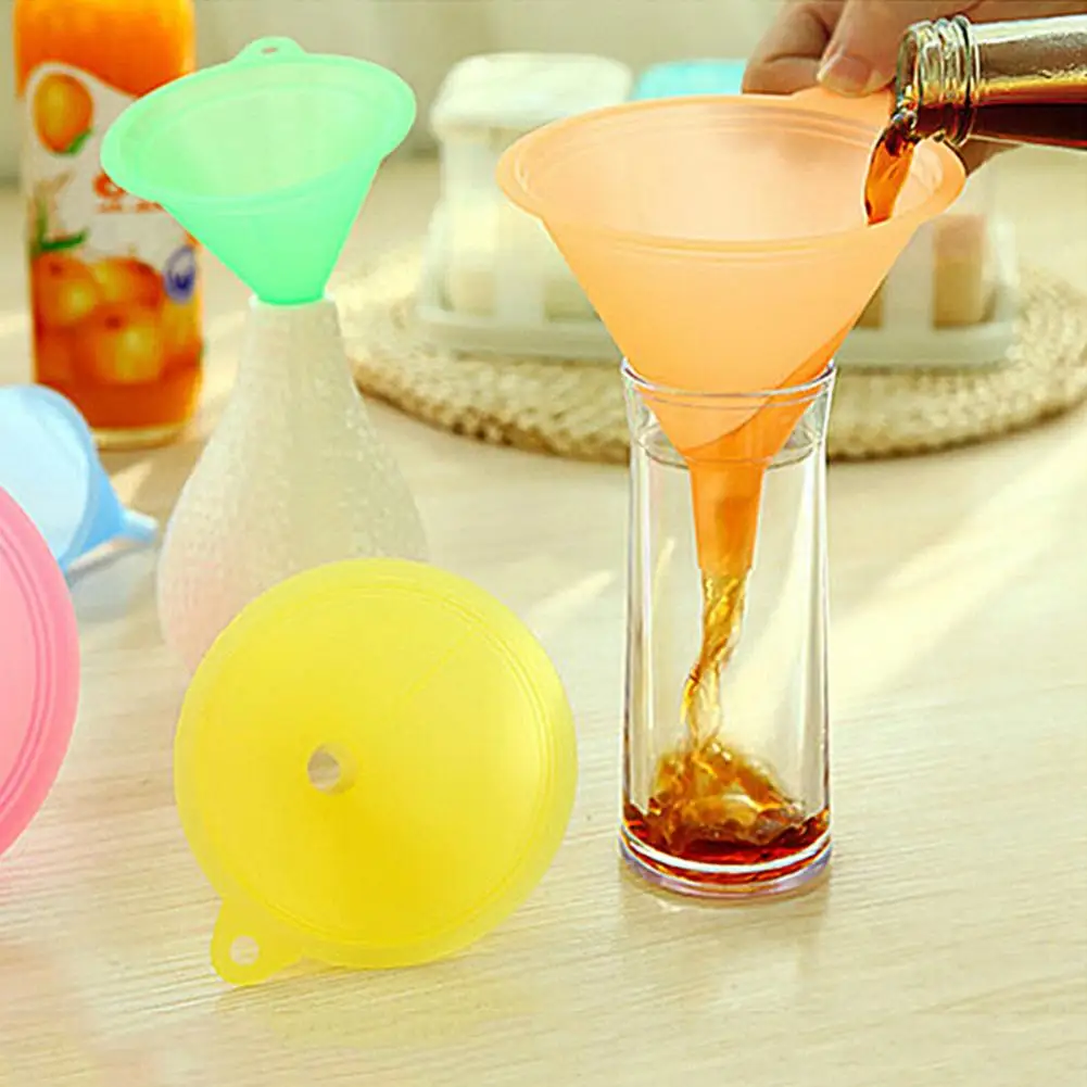 

Plastic Funnel Set for Liquid Beer Oil Kitchen Funnels Stackable Colorful Filling Bottle Food Grade Funnels Kitchen Accessories