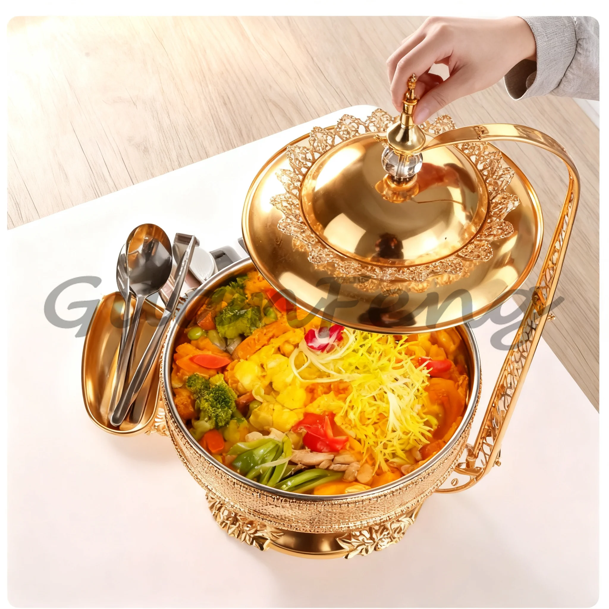 304 Stainless Steel Hanging Chafing Dish, Golden Buffet Food Warmer with Lid for Hotel