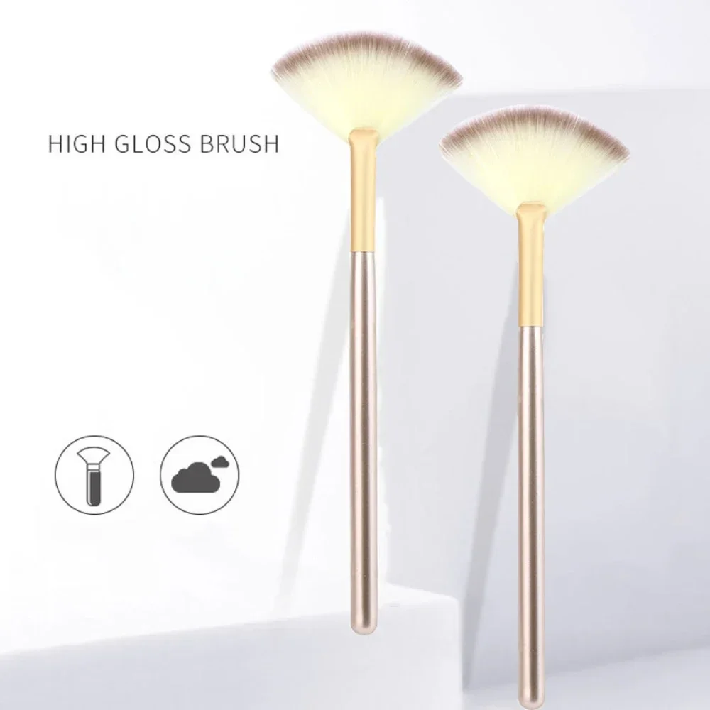 1PC Long Handle Face Blush Highlight Brushes Fan Shaped Blending Makeup Brush Face Loose Powder Brush Cosmetic Tools
