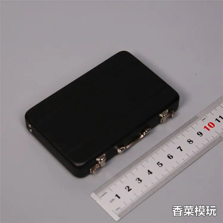 1/6 black Metal portable suitcase delicate box can be opened FOR 12\