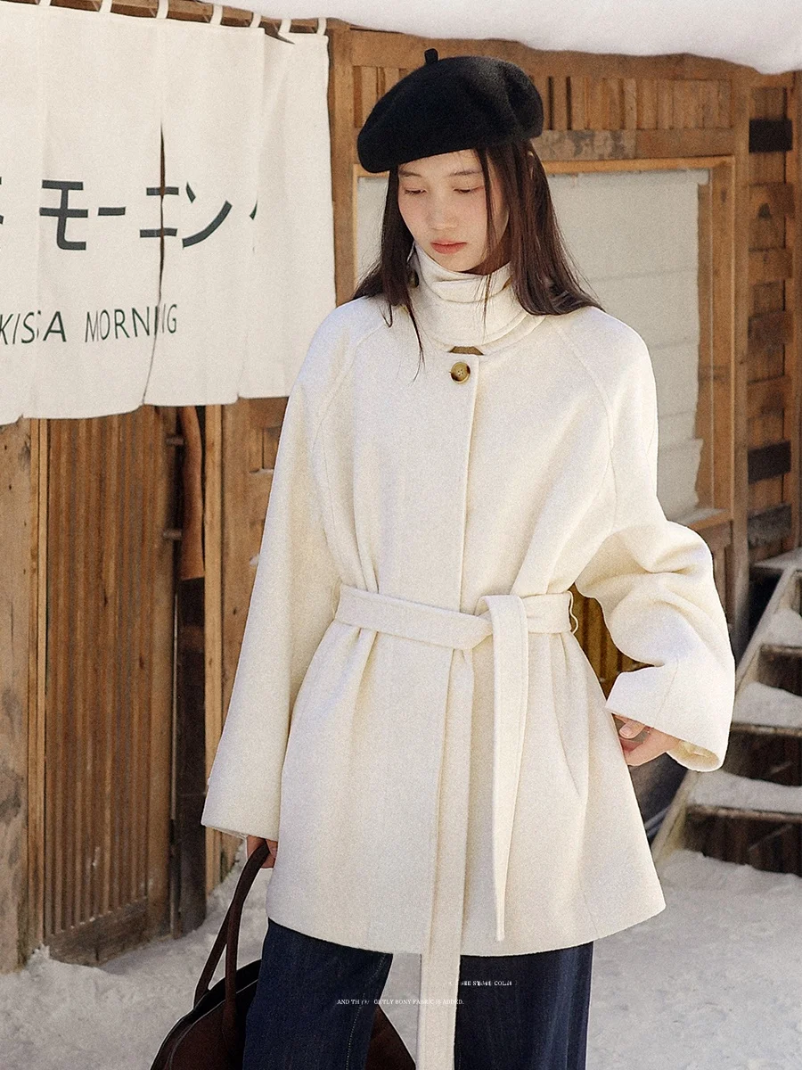 

Пальто Lalaglow из 100% шерсти, повседневное, универсальное, с воротником-стойкой, средней длины, для женщин, зимнее, в корейском стиле, эксклюзивно онлайн