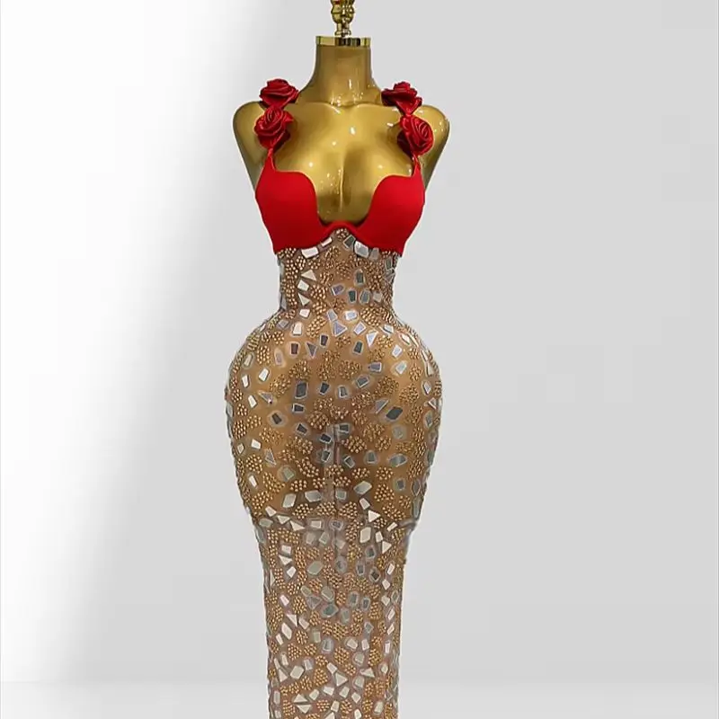 ชุดเดรสยาวตาข่ายโปร่งแสงสีแดงประดับเพชรระยิบระยับ สำหรับงานวันเกิด งานแสดงบนเวที