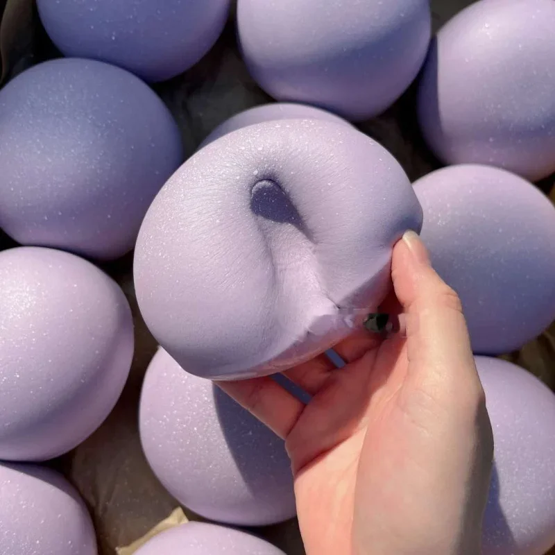 2025 الاتجاه الساخن! لعبة إسفنجية للخبز ذات الارتداد البطيء - تخفيف التوتر الفائق |   تخفيف القلق، ديكو الحفلات وهدية عيد الميلاد كاواي