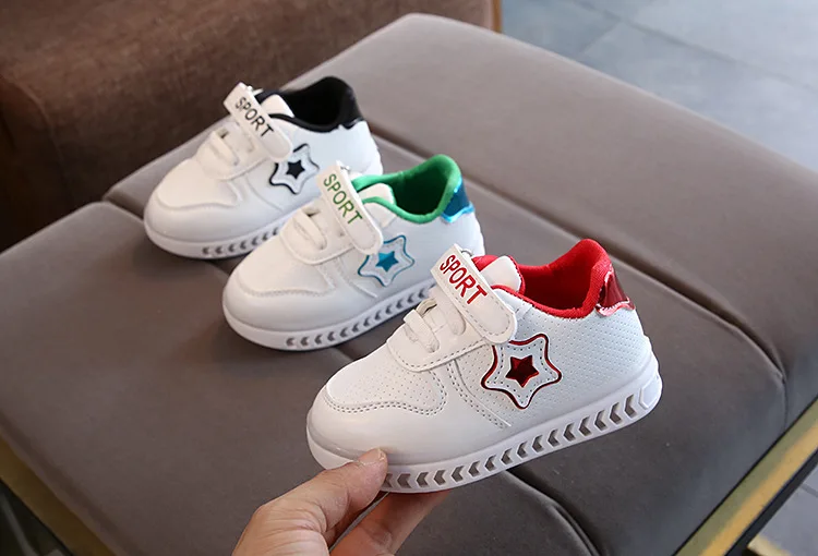 Little Kids Fashion LED Bright Sneakers Sneakers luminose per bambini bambini scarpe leggere incandescenti traspiranti scarpe Casual per ragazze