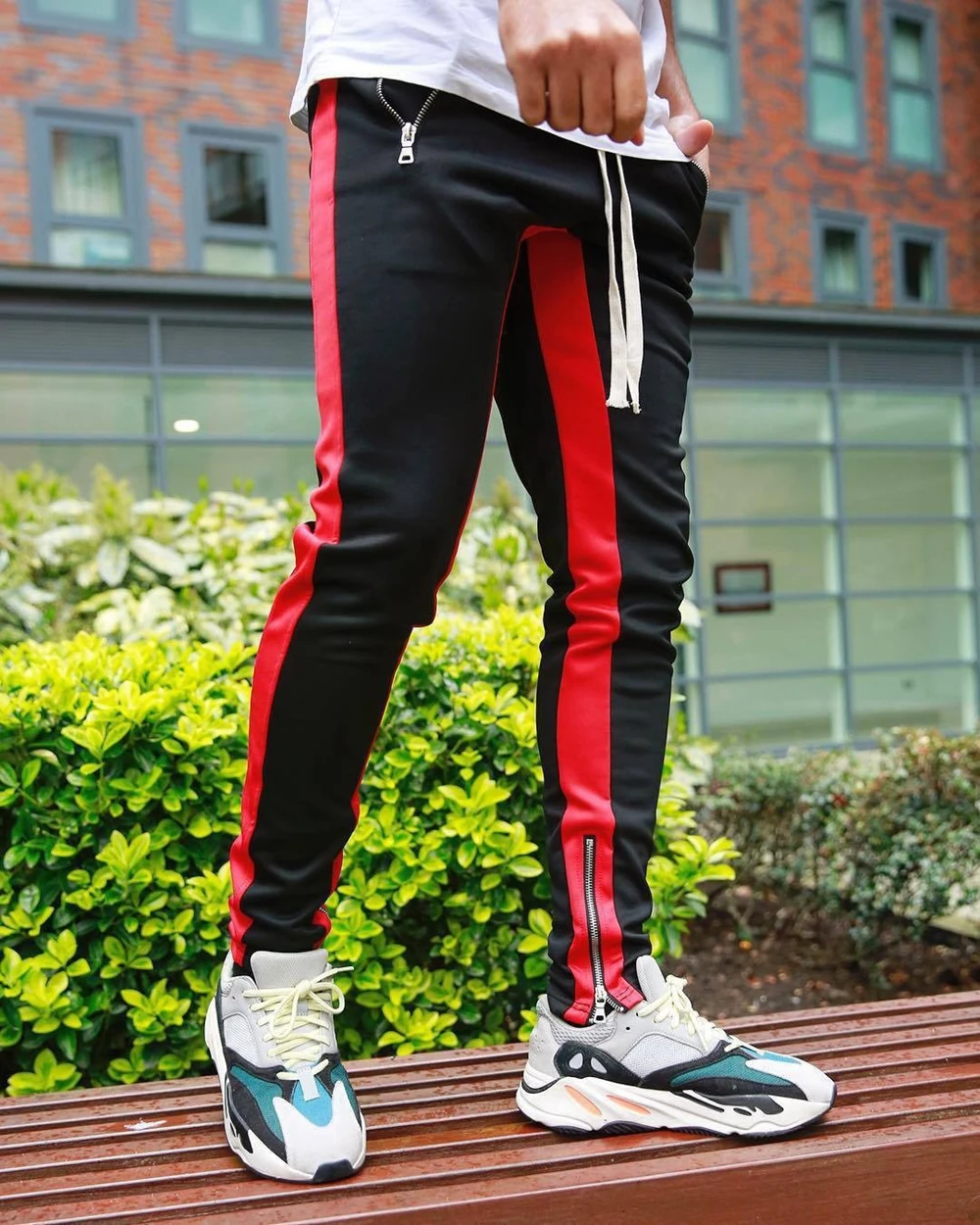 Mens Training Pants GYM Track Sweatpants Joggers Breathable Stripe Workout Fitness Male Running Sport Trousers Zipper Pockets