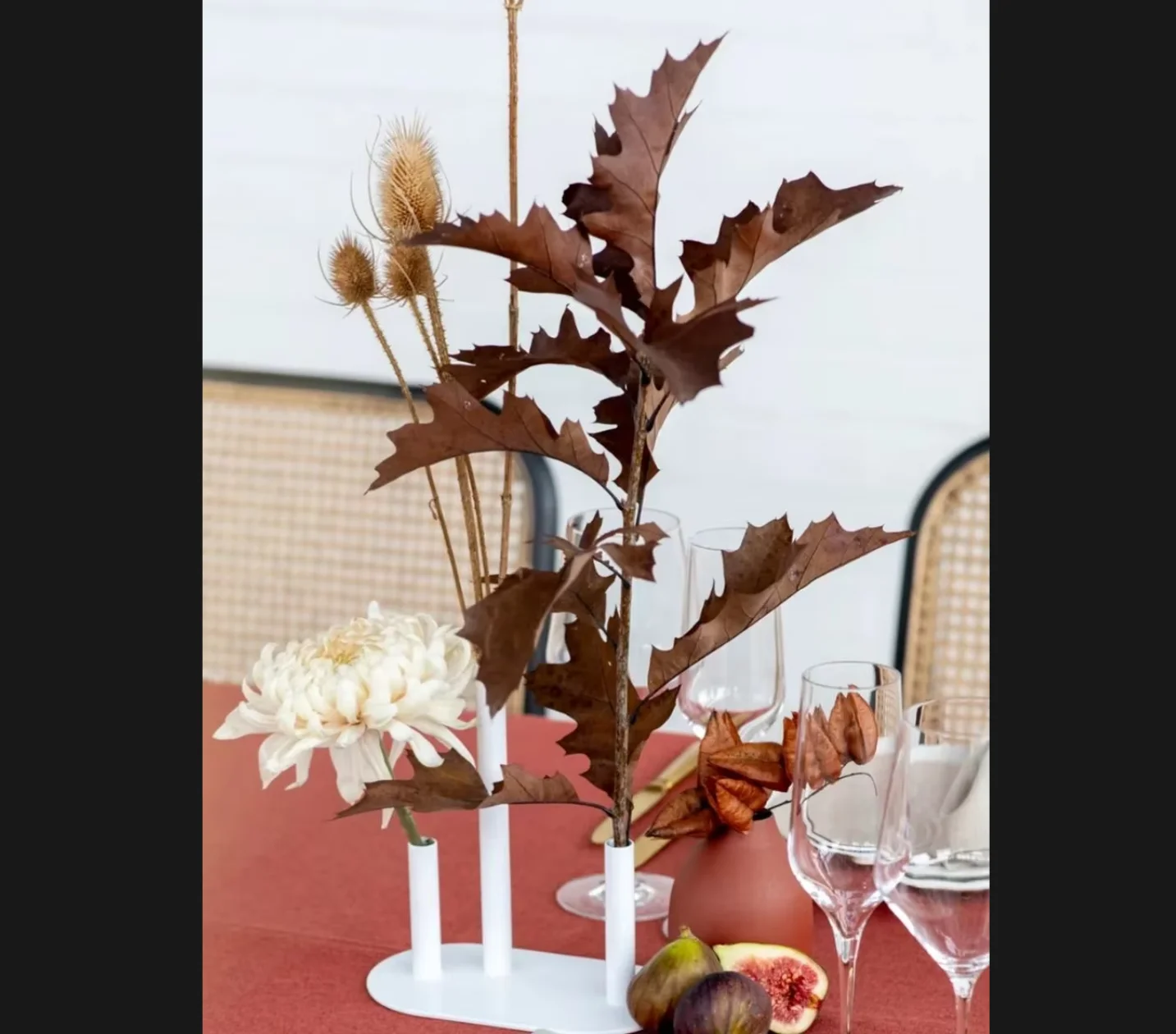 

20 шт.) подсвечники свадебные высокие черные арки фон декор стола проход канделябры центральные части